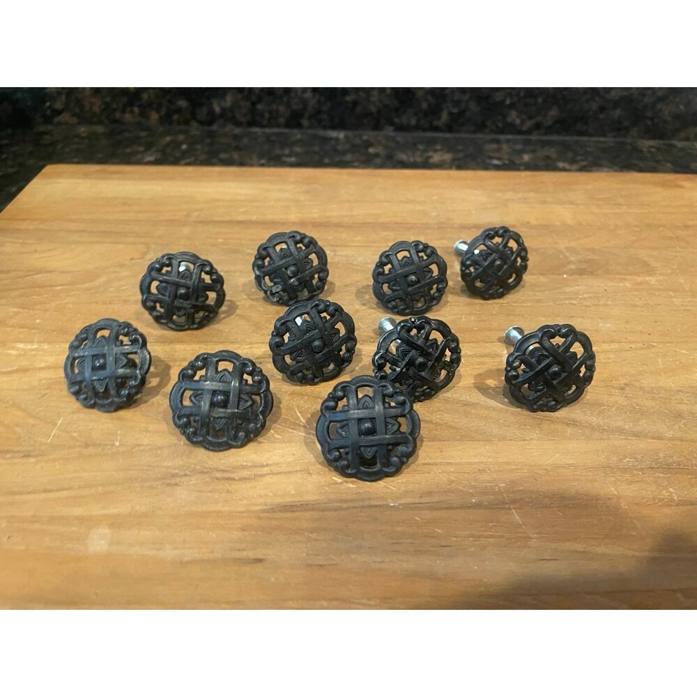 GlideRite 1-3/8" Celtic Medallion cabinet knobs